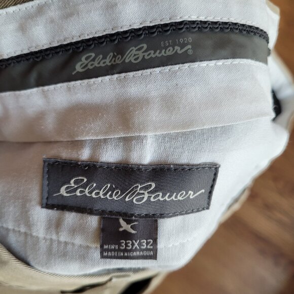 Lot of 2 Eddie Bauer 33 x 32 Wrinkle Free Classic Cut Khaki Pants - Picture 9 of 16